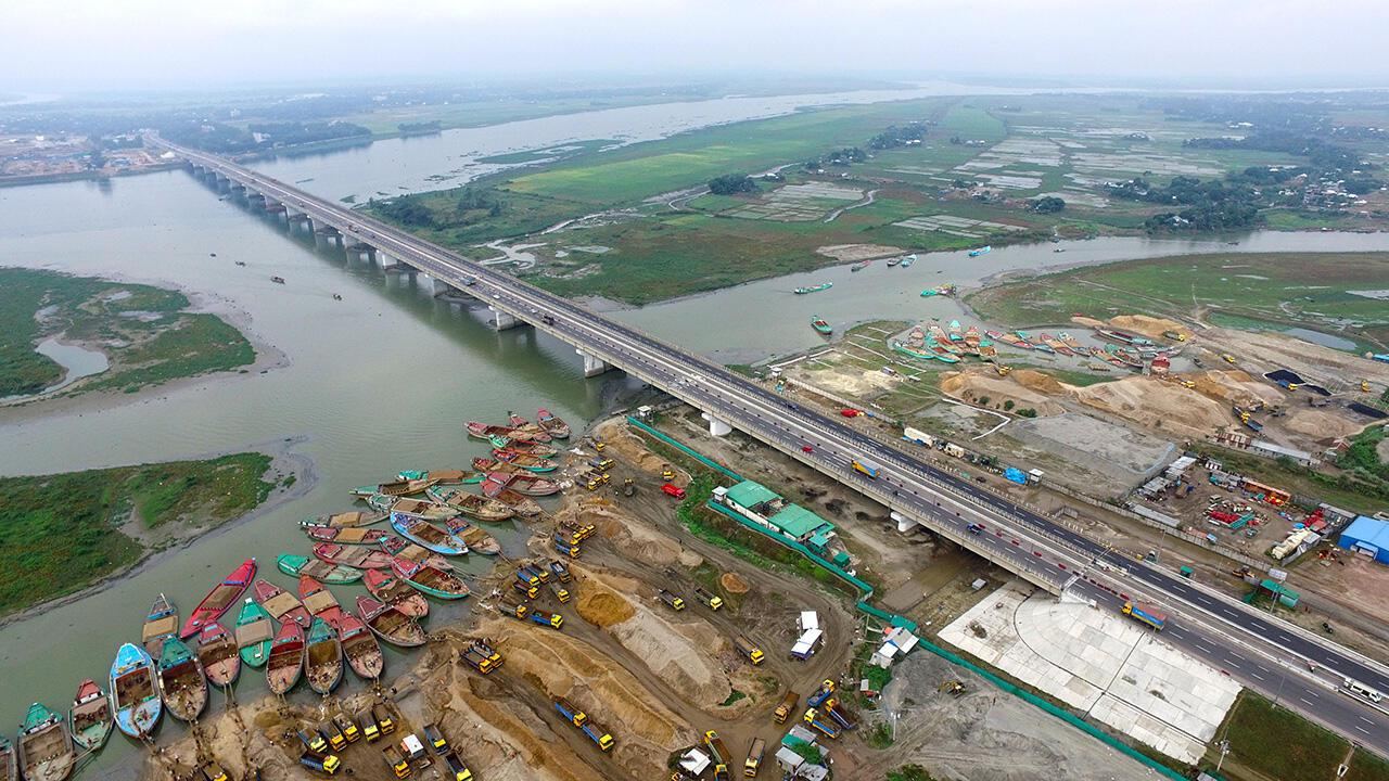 নির্মাণাধীন সেতু প্রকল্প
